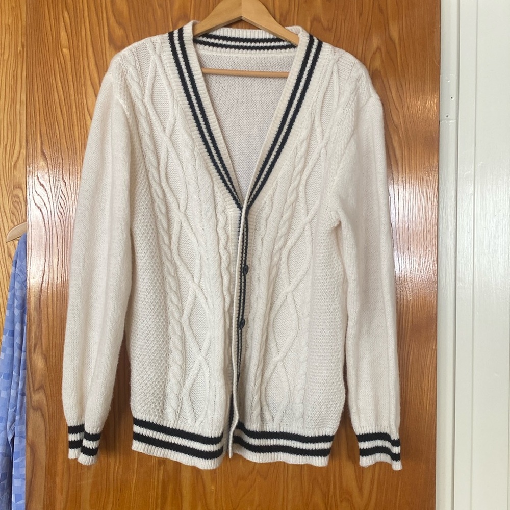 Mens drop shoulder oversize cardigan So stylish washable classy v neck 5 buttons